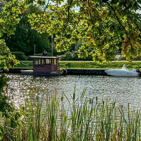 Ferienhaus Hausboot Seestern