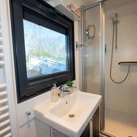 Ferienhaus Hausboot Seestern *